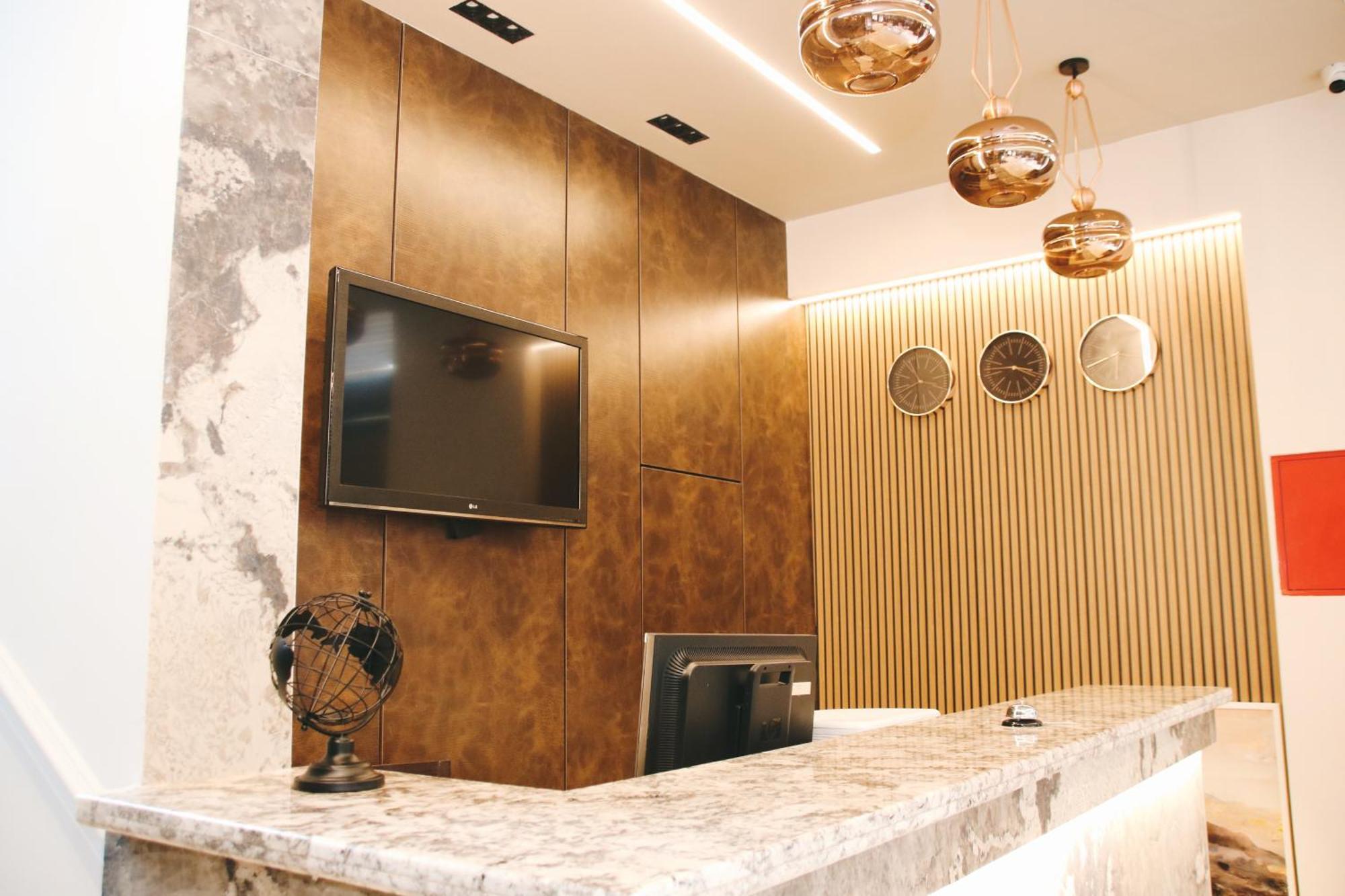 Hotel Rozafa Suhareke Екстер'єр фото